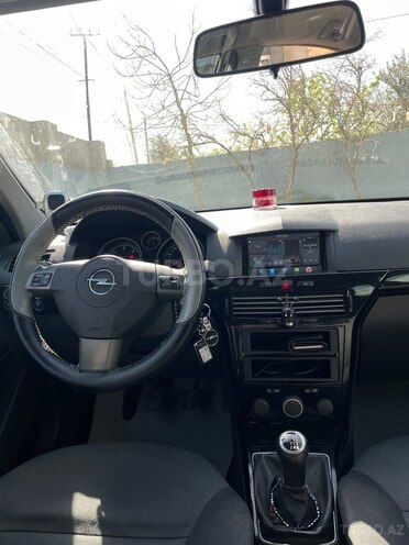Opel Astra 2006, 290,000 km - 1.3 l - Bakı