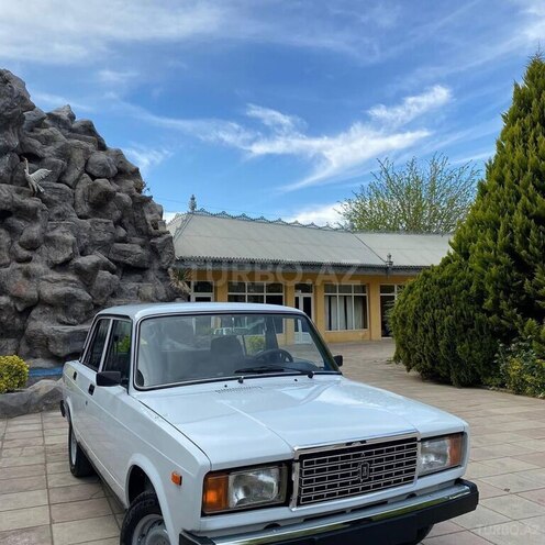 LADA (VAZ) 2107 2007, 83,200 km - 1.6 l - Şabran