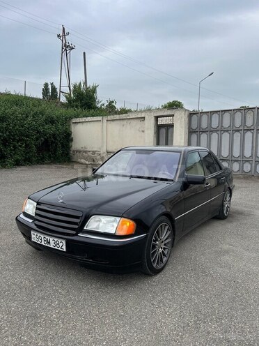 Mercedes C 280 1998, 350,000 km - 2.8 л - Quba