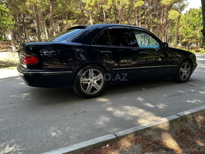 Mercedes E 240 2000, 347,612 km - 2.4 л - Xırdalan