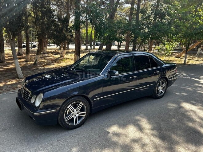 Mercedes E 240 2000, 347,612 km - 2.4 л - Xırdalan