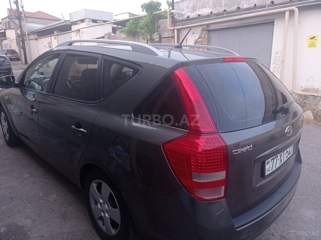 Kia Ceed 2009, 227,000 km - 1.4 л - Bakı