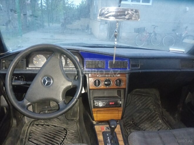 Mercedes 190 1992, 401,477 km - 2.0 l - Sabirabad
