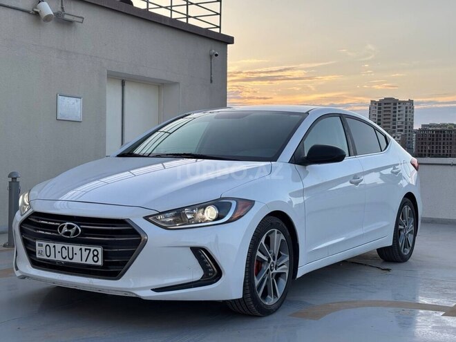 Hyundai Elantra 2018, 201,168 km - 2.0 л - Bakı