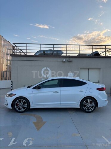 Hyundai Elantra 2018, 201,168 km - 2.0 л - Bakı