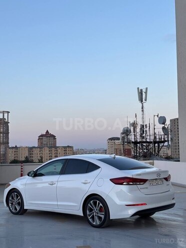 Hyundai Elantra 2018, 201,168 km - 2.0 л - Bakı