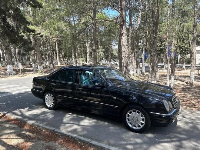 Mercedes E 280 1999, 345,376 km - 2.8 л - Xırdalan