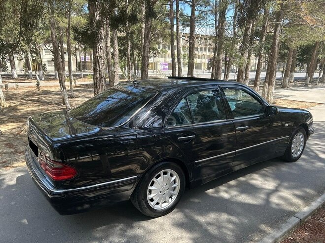 Mercedes E 280 1999, 345,376 km - 2.8 л - Xırdalan