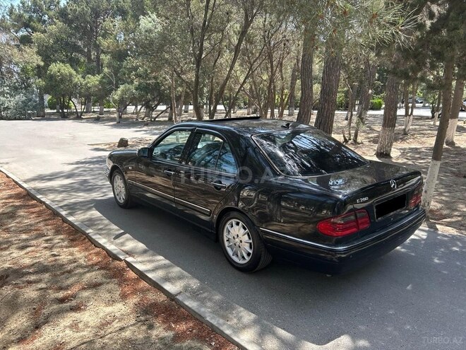 Mercedes E 280 1999, 345,376 km - 2.8 л - Xırdalan