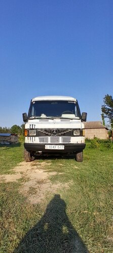 Mercedes 208 D 1994, 450,000 km - 2.3 л - Kürdəmir