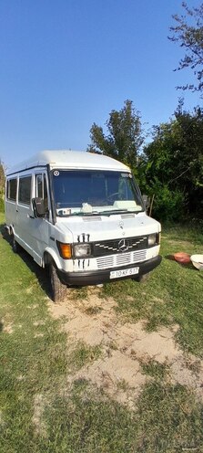 Mercedes 208 D 1994, 450,000 km - 2.3 л - Kürdəmir