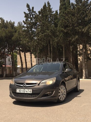 Opel Astra 2013, 164,000 km - 1.4 l - Bakı