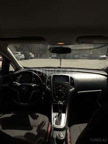Opel Astra 2013, 164,000 km - 1.4 l - Bakı