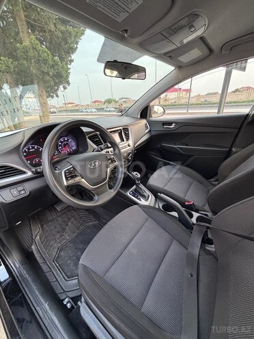 Hyundai Accent 2019, 131,966 km - 1.6 л - Bakı