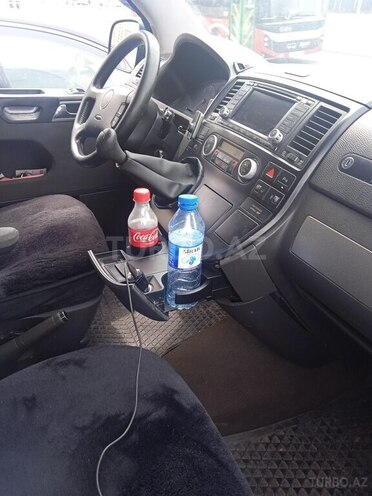 Volkswagen Multivan 2004, 235,000 km - 2.5 l - Bakı