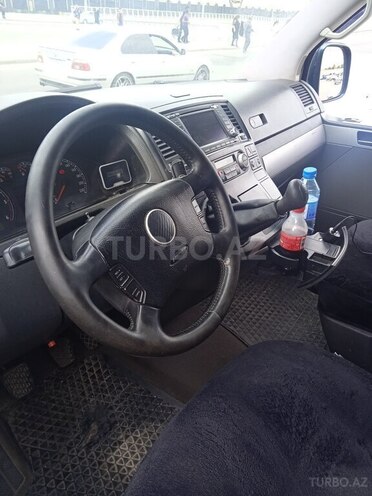 Volkswagen Multivan 2004, 235,000 km - 2.5 l - Bakı