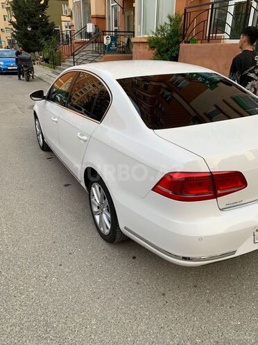 Volkswagen Passat 2012, 270,000 km - 2.0 l - Bakı