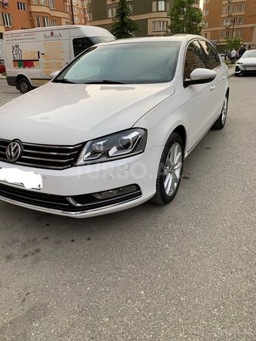 Volkswagen Passat 2012, 270,000 km - 2.0 l - Bakı