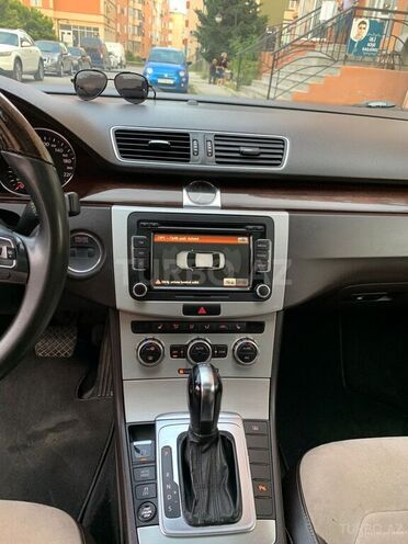 Volkswagen Passat 2012, 270,000 km - 2.0 l - Bakı