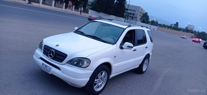 Mercedes ML 320 4MATIC 2001, 279,850 km - 3.2 л - Gəncə