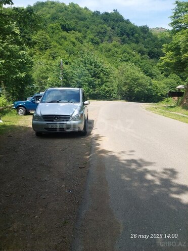 Mercedes Viano 2005, 400,000 km - 2.2 л - Tovuz