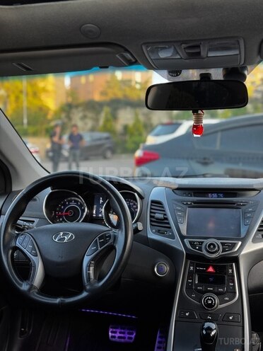 Hyundai Elantra 2015, 190,000 km - 1.8 l - Bakı