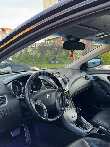Hyundai Elantra 2015, 190,000 km - 1.8 l - Bakı