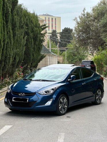 Hyundai Elantra 2015, 124,000 km - 1.8 l - Bakı
