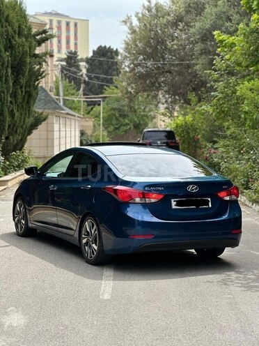 Hyundai Elantra 2015, 124,000 km - 1.8 l - Bakı