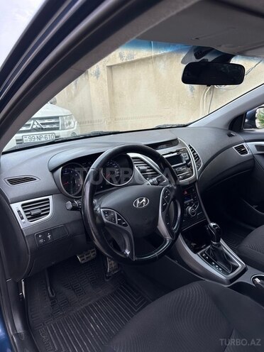 Hyundai Elantra 2015, 124,000 km - 1.8 l - Bakı
