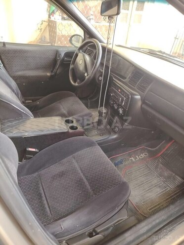 Opel Vectra 1997, 290,000 km - 1.8 l - Gəncə