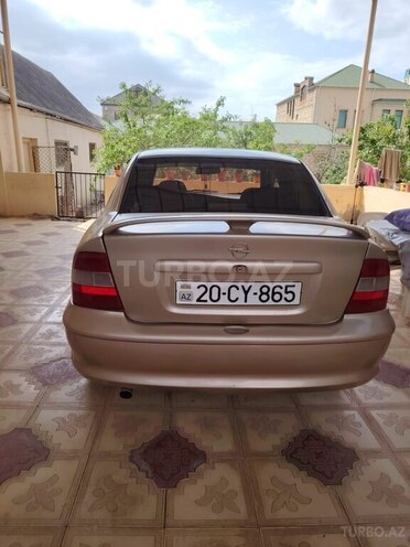 Opel Vectra 1997, 290,000 km - 1.8 l - Gəncə