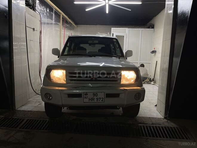 Mitsubishi Pajero io 1999, 227,574 km - 1.8 л - Bakı