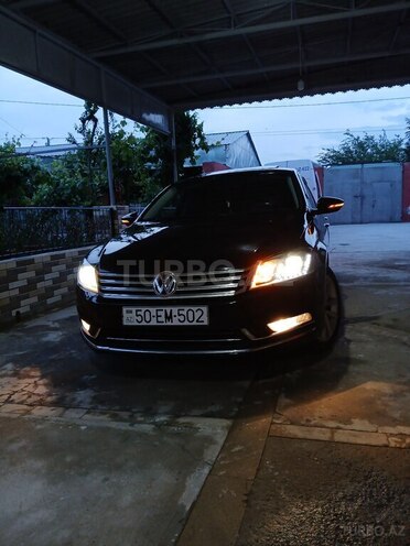 Volkswagen Passat 2012, 261,596 km - 1.8 l - Hacıqabul