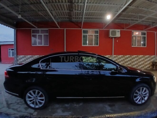 Volkswagen Passat 2012, 261,596 km - 1.8 l - Hacıqabul