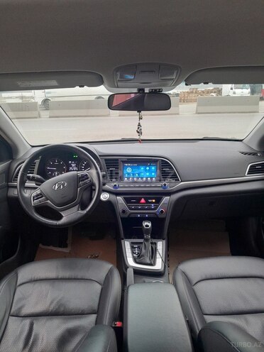 Hyundai Avante 2016, 105,355 km - 1.6 л - Mingəçevir