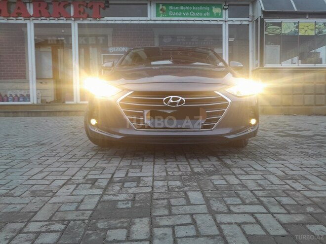 Hyundai Avante 2016, 105,355 km - 1.6 л - Mingəçevir