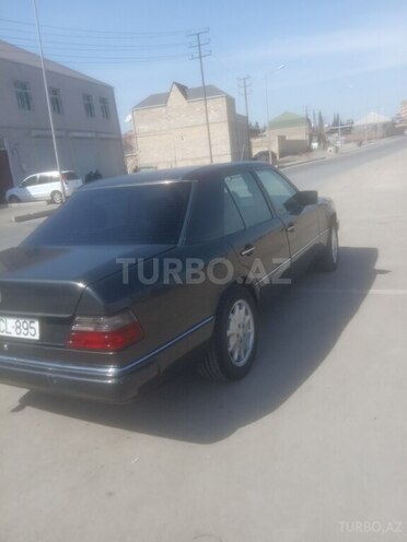 Mercedes E 230 1990, 100,000 km - 2.3 l - Gəncə
