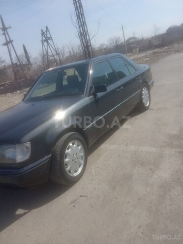 Mercedes E 230 1990, 100,000 km - 2.3 l - Gəncə
