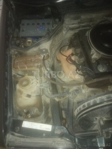 Mercedes E 230 1990, 100,000 km - 2.3 l - Gəncə