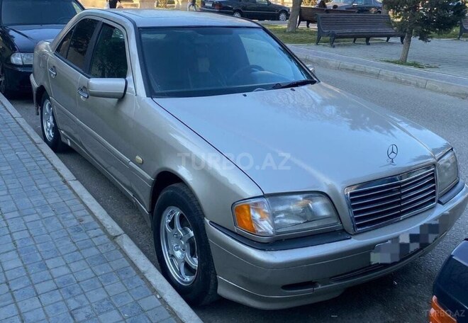 Mercedes C 180 1995, 300,000 km - 1.8 л - Bakı