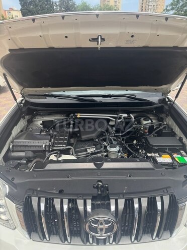 Toyota Land Cruiser Prado 2010, 183,000 km - 2.7 l - Bakı