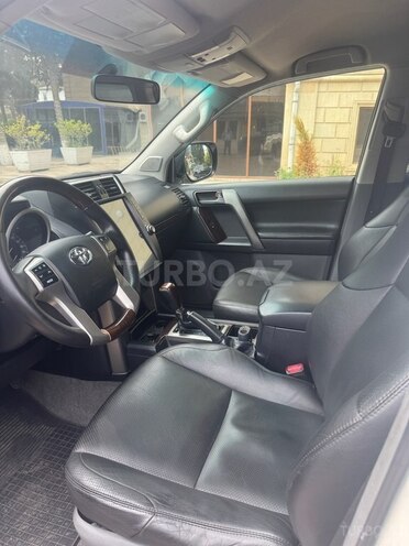 Toyota Land Cruiser Prado 2010, 183,000 km - 2.7 l - Bakı
