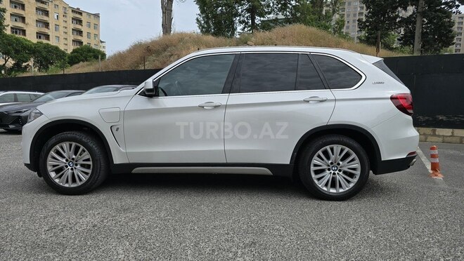 BMW X5 2017, 176,000 km - 2.0 l - Bakı