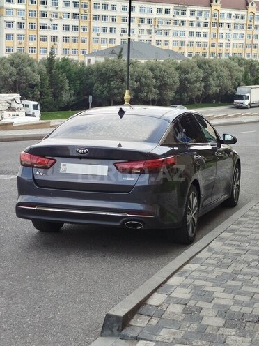 Kia K5-5