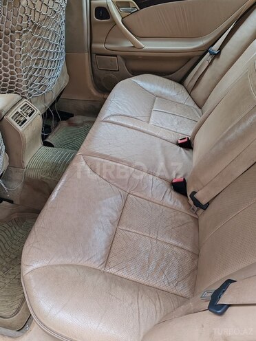 Mercedes E 220 d 2000, 279,758 km - 2.2 l - Bakı