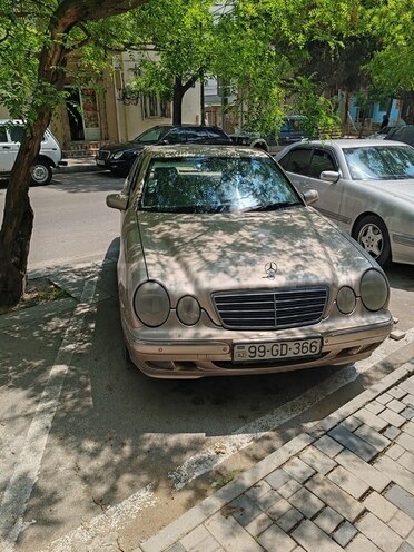 Mercedes E 220 d 2000, 279,758 km - 2.2 l - Bakı