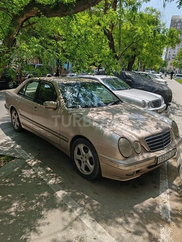 Mercedes E 220 d 2000, 279,758 km - 2.2 l - Bakı