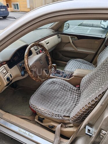 Mercedes E 220 d 2000, 279,758 km - 2.2 l - Bakı