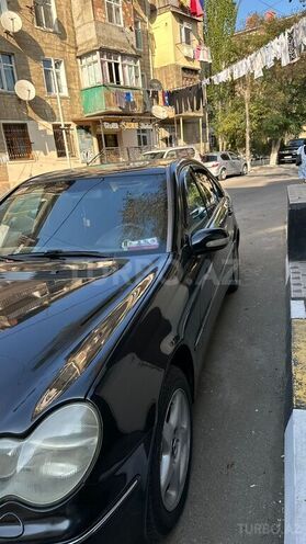 Mercedes C 240 2002, 385,000 km - 2.6 l - Sumqayıt